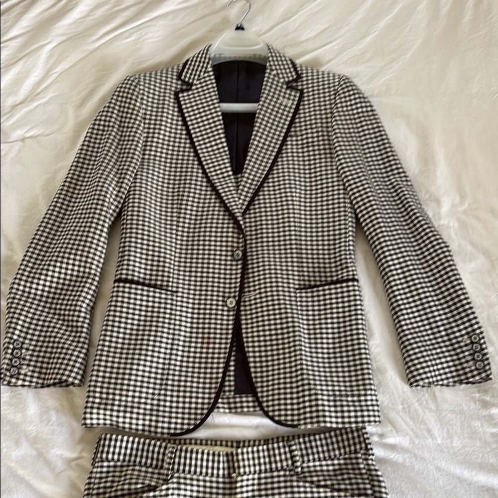 Gucci Black and White blazer Suit and pants vintage
